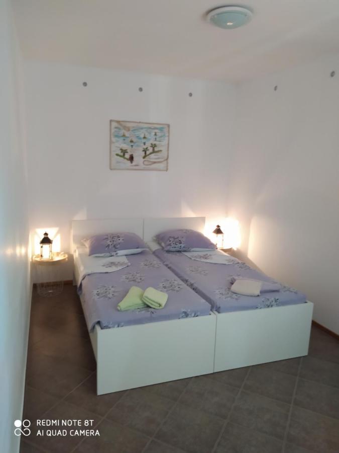 Apartments Ante Трибунь Екстер'єр фото
